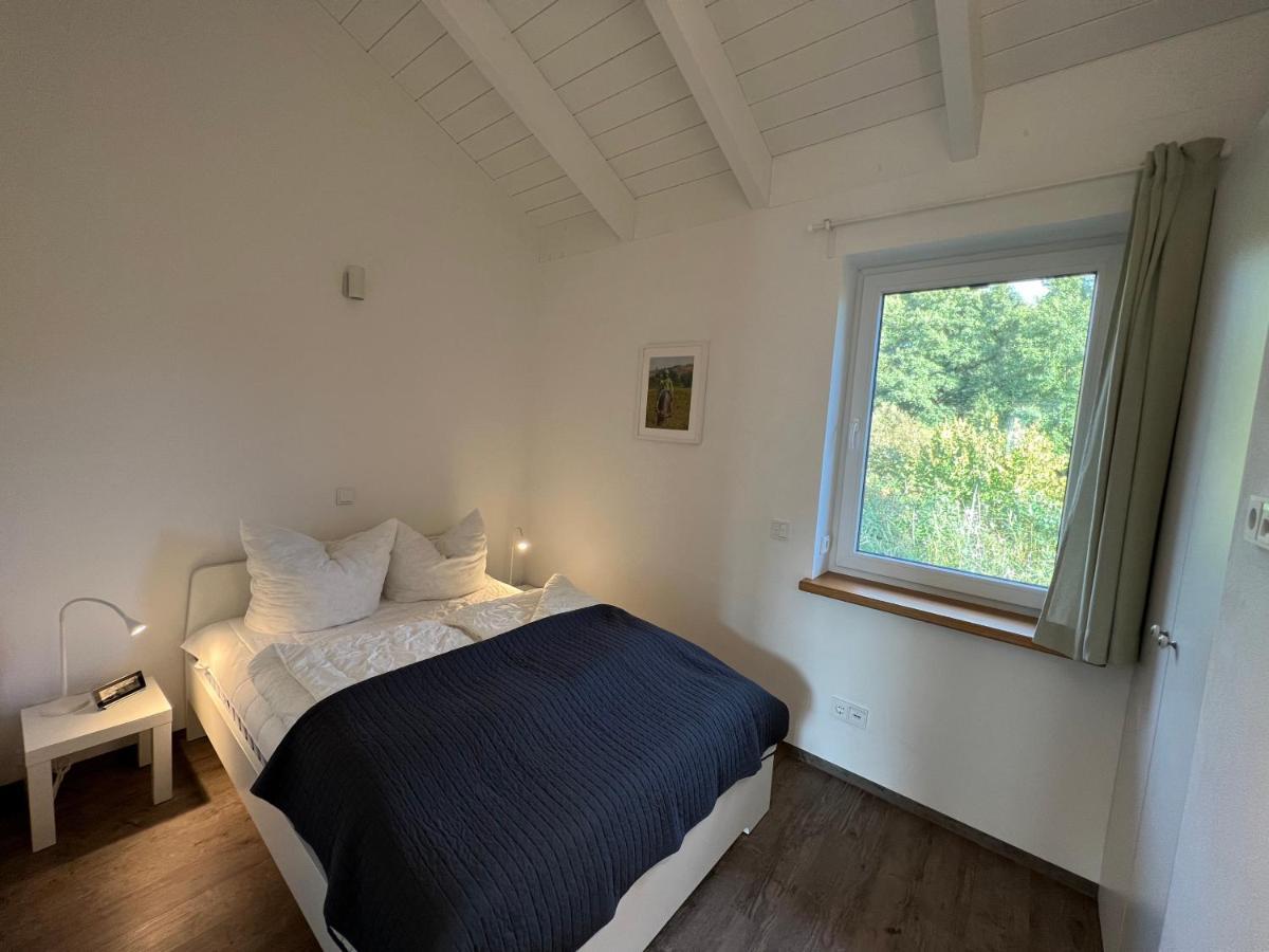 Ferienhaus Auszeit Mit Sauna Schwarz Екстериор снимка